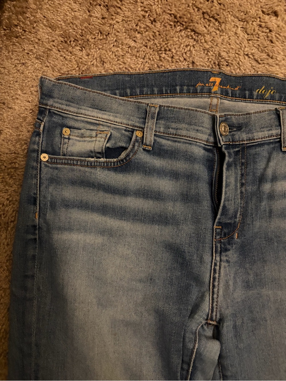 7 For All Mankind Women's Light Blue Dojo Jeans - SZ 32 - Picture 3 of 5